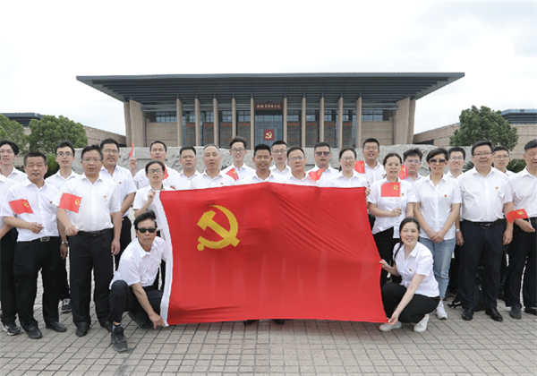 优秀党支部——888集团二建党支部